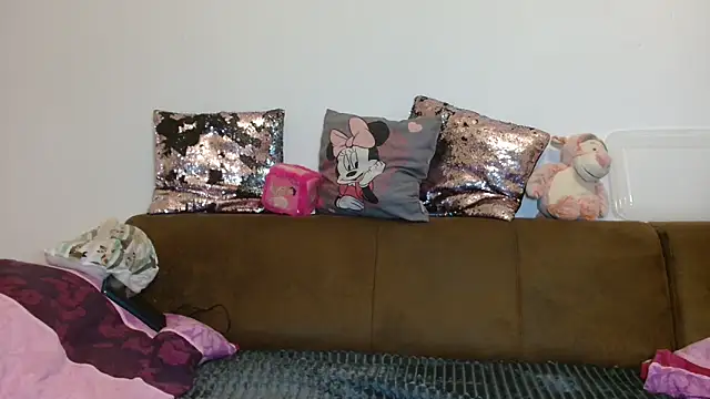 Snapshot of Jasmin-White chatting on 03-16-25, 05:50 Jasmin-White online show from 03-16-25, 05:50