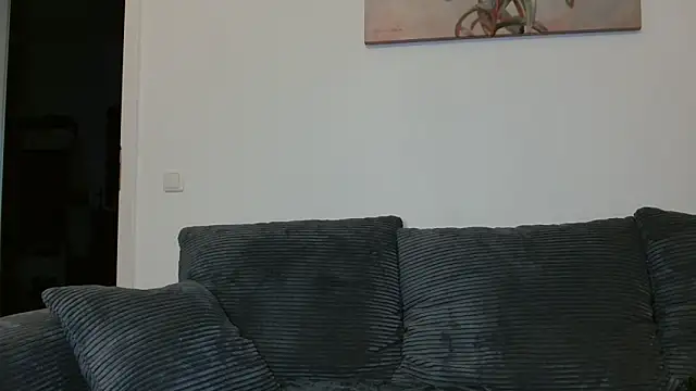 Snapshot of Jasmin-White chatting on 10-10-25, 03:55 Jasmin-White online show from 10-10-25, 03:55