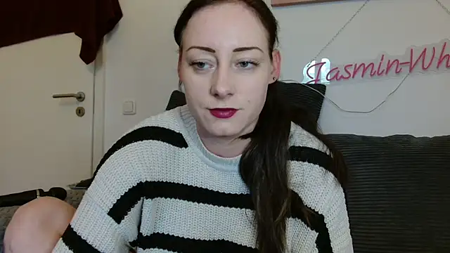 Jasmin-White online show from 04-29-26, 01:48