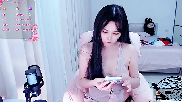 Snapshot of miyababytw chatting on 06-09-26, 05:13 miyababytw online show from 06-09-26, 05:13