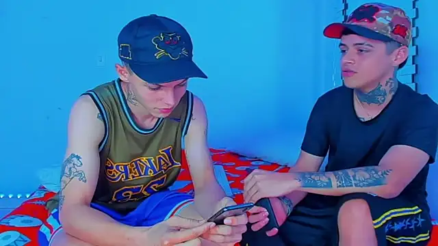 HOT boy2025 online show from 12-25-24, 08:50