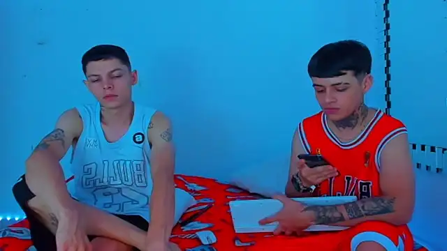 HOT boy2025 online show from 01-09-25, 03:36