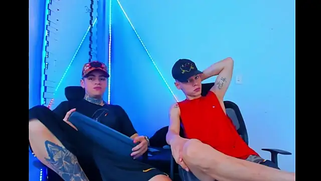 HOT boy2025 online show from 09-16-25, 06:47