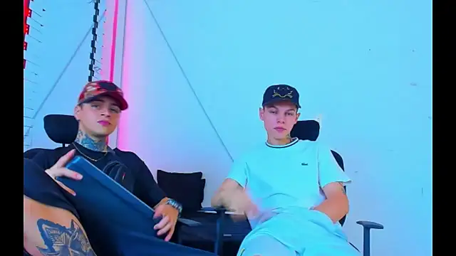 HOT boy2025 online show from 09-24-25, 09:01