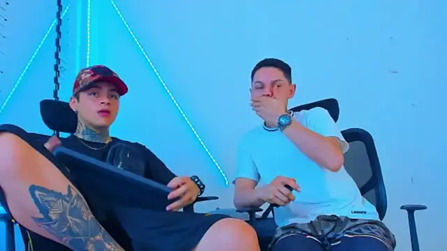 HOT boy2025 online show from 10-16-25, 05:41