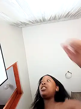 Snapshot of Mayo01_ chatting on 11-14-25, 05:28 Mayo01 online show from 11-14-25, 05:28