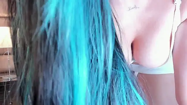 AnnyHizzle online show from 02-09-25, 01:55