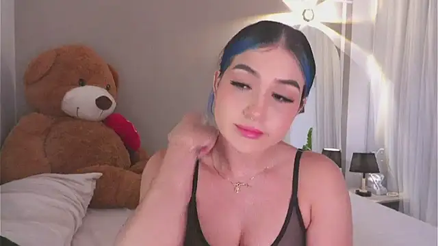 AnnyHizzle online show from 10-26-25, 02:17