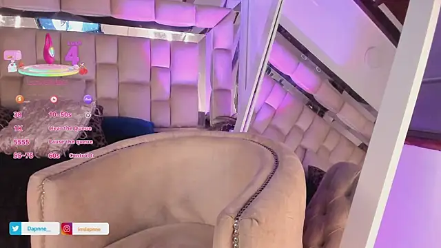 Dapnne  online show from 09-20-25, 08:32