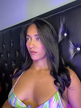 Snapshot of mailyreid chatting on 12-03-25, 04:42 mailyreid online show from 12-03-25, 04:42