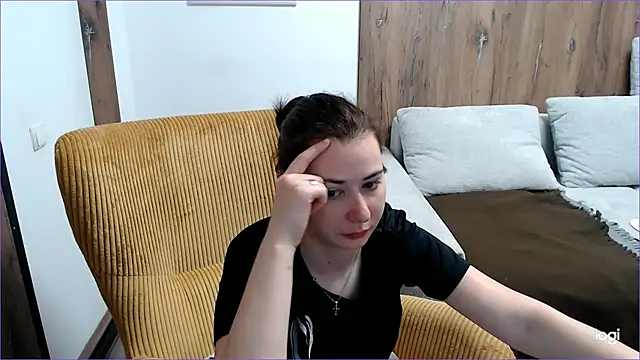 VioletaFlower7 online show from 06-28-26, 07:25
