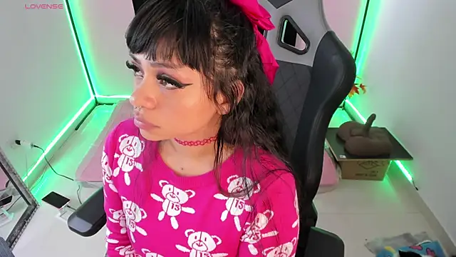 zoesullivan online show from 12-30-24, 12:52