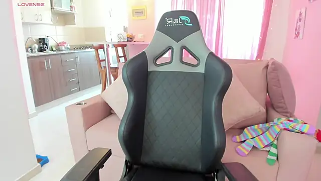 zoesullivan online show from 01-06-25, 12:46