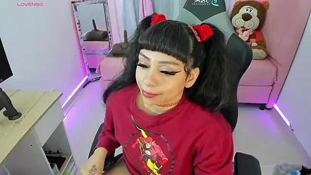 zoesullivan online show from 01-23-25, 01:02