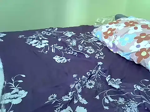 Snapshot of naughtycate_ chatting on 10-19-25, 11:55 naughtycate  online show from 10-19-25, 11:55