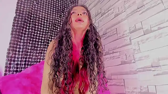 MiaKirshner online show from 02-21-25, 12:16