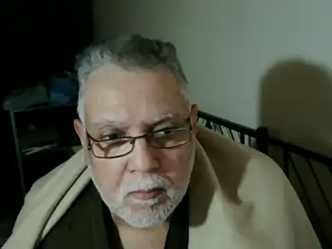 100Tauros online show from 11-18-25, 04:44