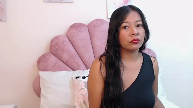 MilaaAdams online show from 07-06-26, 11:18