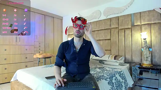Snapshot of petterwilly1 chatting on 12-31-24, 01:08 petterwilly1 online show from 12-31-24, 01:08