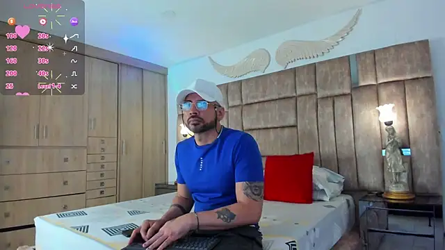Snapshot of petterwilly1 chatting on 10-26-25, 12:05 petterwilly1 online show from 10-26-25, 12:05