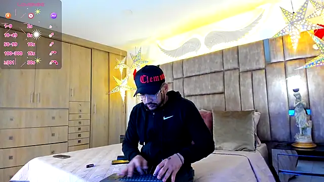 Snapshot of petterwilly1 chatting on 11-21-25, 03:11 petterwilly1 online show from 11-21-25, 03:11