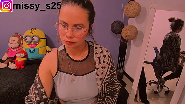 gigi stephans online show from 09-16-25, 01:28