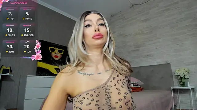 Alessa Burns online show from 09-15-25, 06:35