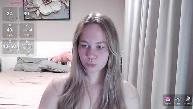 Snapshot of annabel8 chatting on 10-25-25, 08:36 annabel8 online show from 10-25-25, 08:36