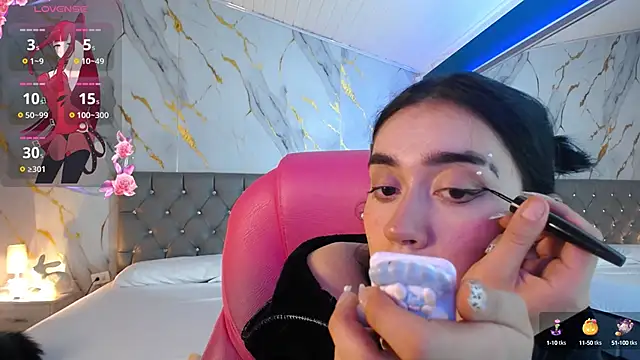 Snapshot of Julieta_De_Los_Angeles chatting on 02-01-25, 06:43 Julieta De Los Angeles online show from 02-01-25, 06:43