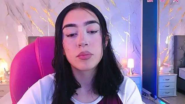 Snapshot of Julieta_De_Los_Angeles chatting on 03-11-25, 03:48 Julieta De Los Angeles online show from 03-11-25, 03:48