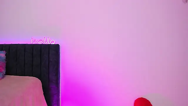 liaqueen610 online show from 01-09-25, 12:14