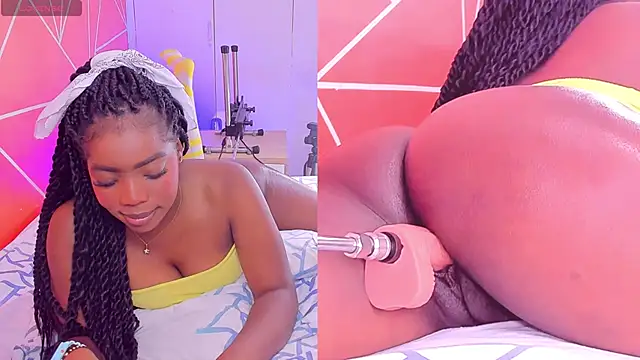 Snapshot of zoeethompson_cm chatting on 03-22-25, 11:11 zoeethompson cm online show from 03-22-25, 11:11