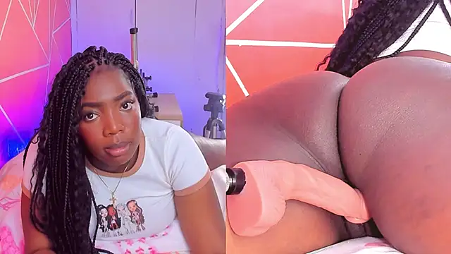 Snapshot of zoeethompson_cm chatting on 11-04-25, 11:09 zoeethompson cm online show from 11-04-25, 11:09