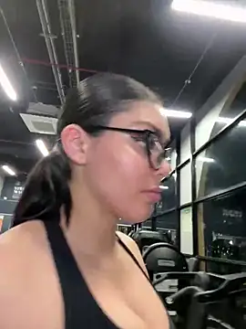 Snapshot of zui_lu chatting on 02-17-25, 07:47 zui lu online show from 02-17-25, 07:47