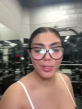 Snapshot of zui_lu chatting on 03-01-25, 06:24 zui lu online show from 03-01-25, 06:24