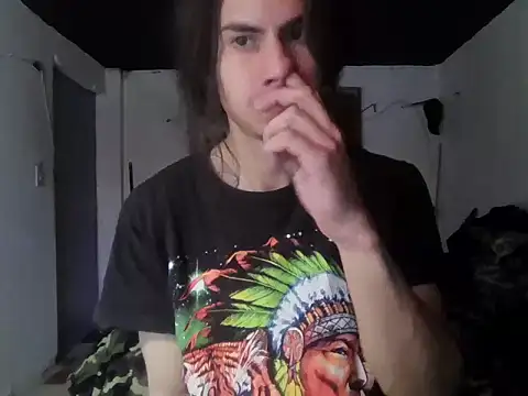 Snapshot of lmlfff chatting on 12-20-25, 02:13 lmlfff online show from 12-20-25, 02:13