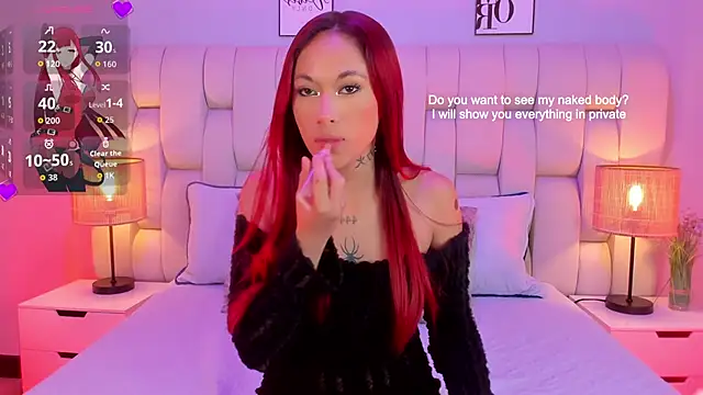 SkinnyFoxy online show from 04-14-26, 08:04