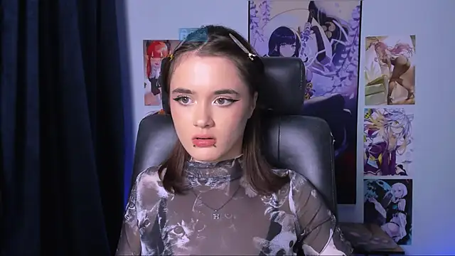 Snapshot of liana_kisses chatting on 12-05-24, 02:20 liana kisses online show from 12-05-24, 02:20