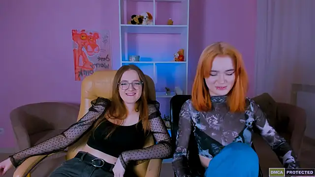 Snapshot of liana_kisses chatting on 12-27-24, 09:00 liana kisses online show from 12-27-24, 09:00