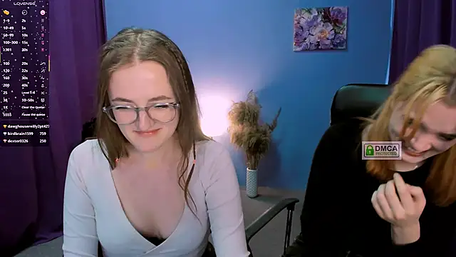 Snapshot of liana_kisses chatting on 01-20-25, 11:43 liana kisses online show from 01-20-25, 11:43