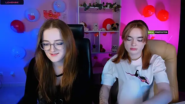 Snapshot of liana_kisses chatting on 02-14-25, 08:48 liana kisses online show from 02-14-25, 08:48