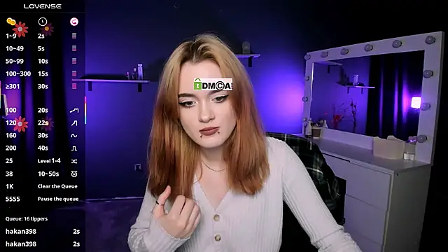 Snapshot of liana_kisses chatting on 03-16-25, 10:53 liana kisses online show from 03-16-25, 10:53