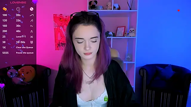 Snapshot of liana_kisses chatting on 09-20-25, 07:04 liana kisses online show from 09-20-25, 07:04