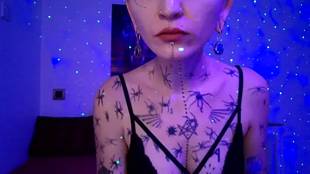 Snapshot of ValeryCrowley14 chatting on 12-05-25, 09:29 ValeryCrowley14 online show from 12-05-25, 09:29