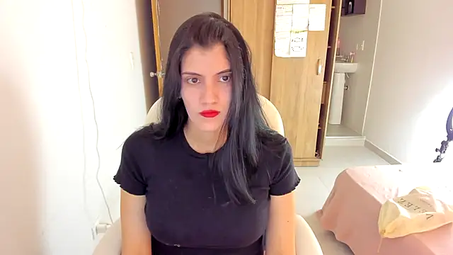 Snapshot of misstoya chatting on 01-29-25, 03:12 misstoya online show from 01-29-25, 03:12