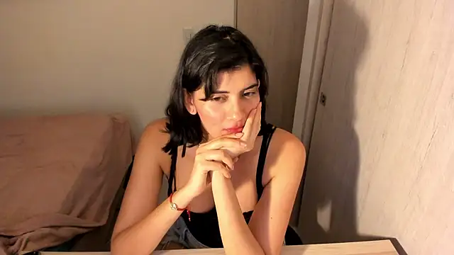 misstoya online show from 05-19-26, 01:56