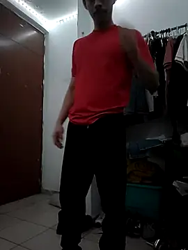 Snapshot of culitotragon24 chatting on 12-23-25, 07:39 culitotragon24 online show from 12-23-25, 07:39