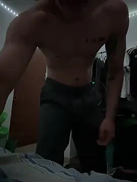 Snapshot of culitotragon24 chatting on 03-25-26, 07:25 culitotragon24 online show from 03-25-26, 07:25