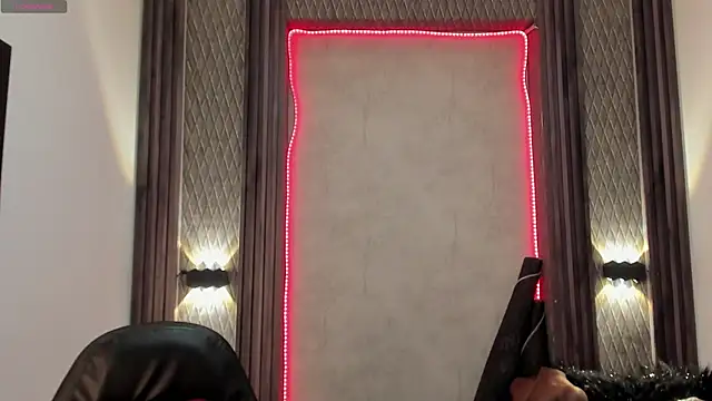 selene red  online show from 01-24-25, 08:00