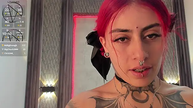 selene red  online show from 01-31-25, 05:42